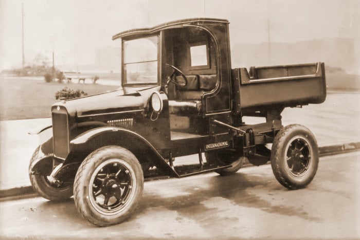 1925 Mack Truck Archival Photo